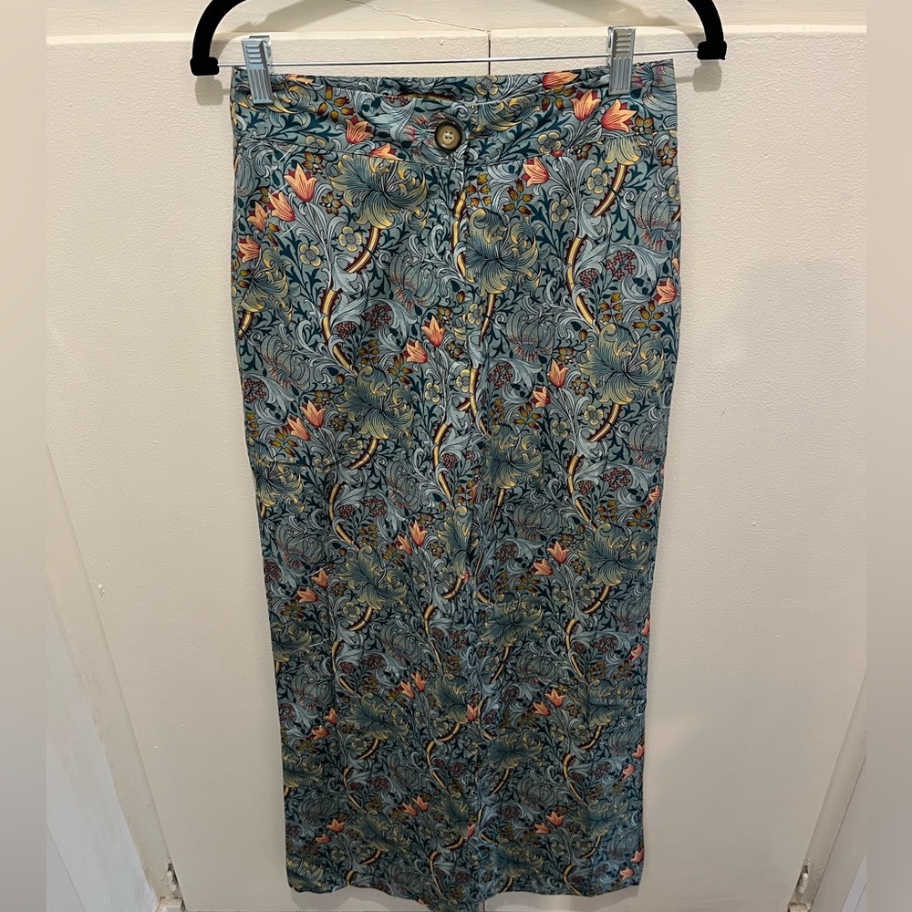 NWT Sonmer floral pants